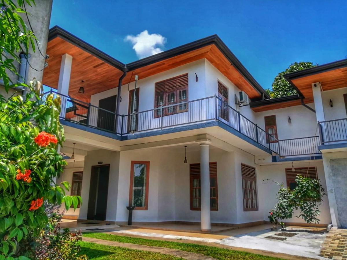 Elepath Lodge- Pinnawala بينافالا المظهر الخارجي الصورة