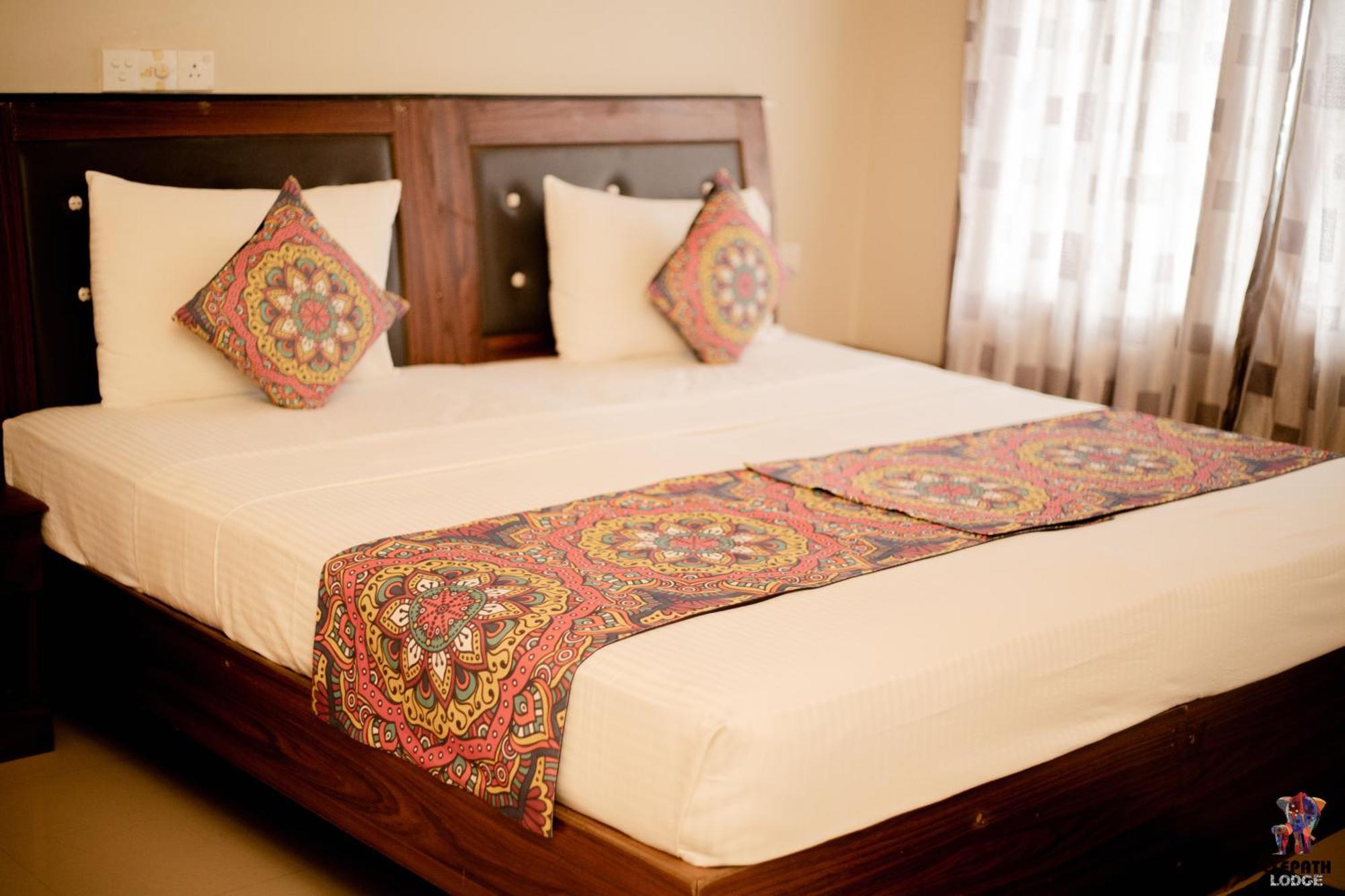 Elepath Lodge- Pinnawala بينافالا المظهر الخارجي الصورة